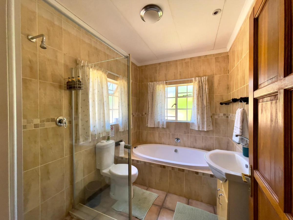 Meander Stay Кларенс Екстериор снимка