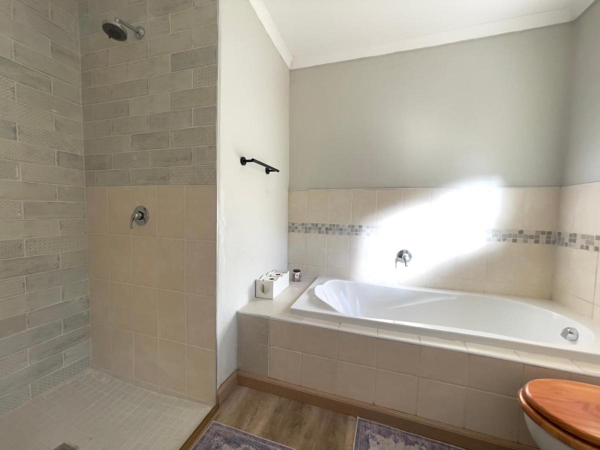 Meander Stay Кларенс Екстериор снимка